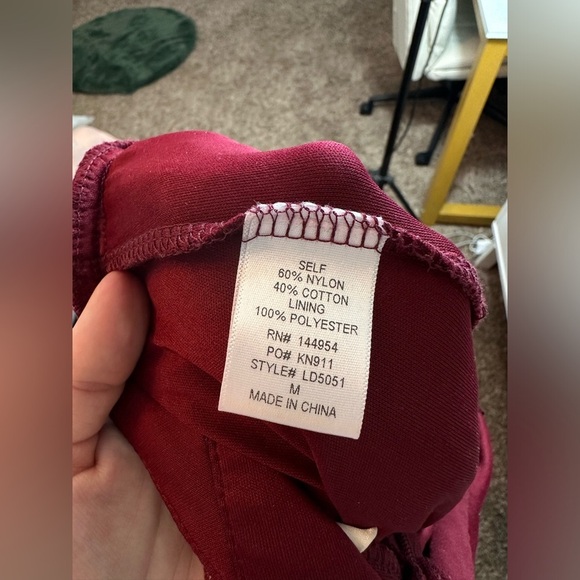 Burgundy Maxi Dress V-neck spaghetti straps pleated design with lace M #1525 - Picture 12 of 12